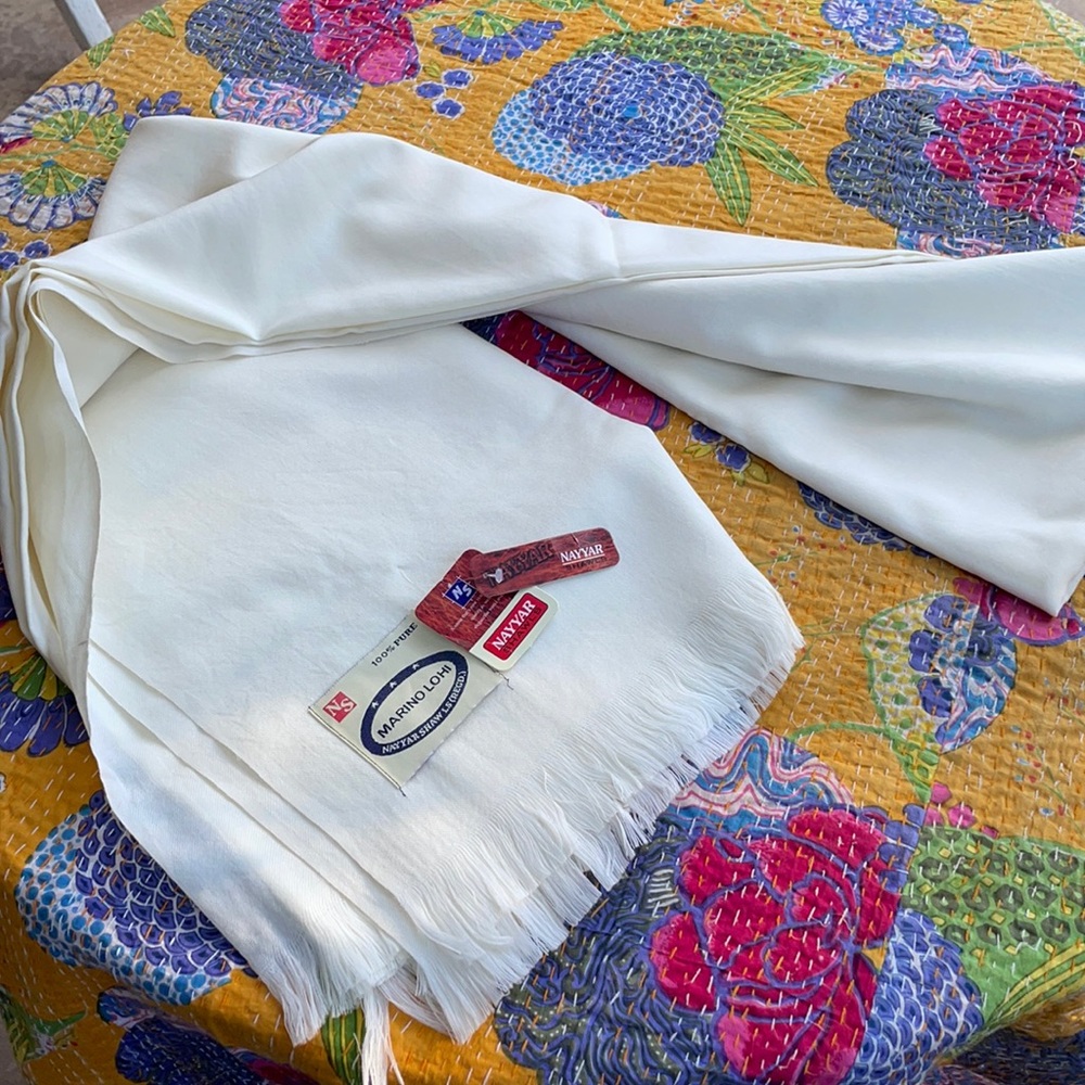 Cashmilon pashmina shawl from India